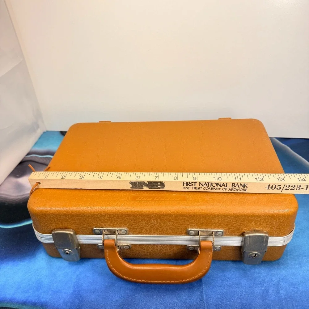 Vintage Doskocil Gun Guard Orange Faux Alligator Hard Case Briefcase Foam Box